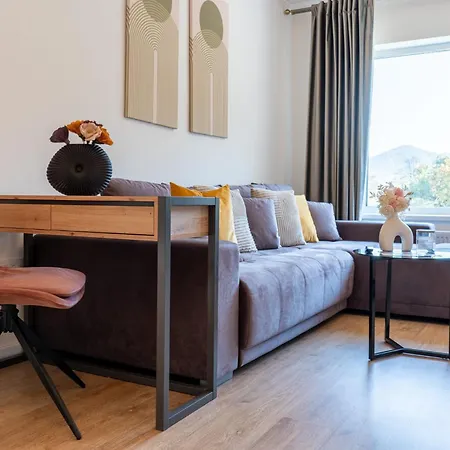 Апартаменты Mohost Noua 2 - Scenic Mountain Getaway Брашов