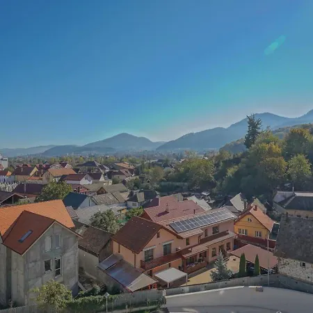 Апартаменты Mohost Noua 2 - Scenic Mountain Getaway *